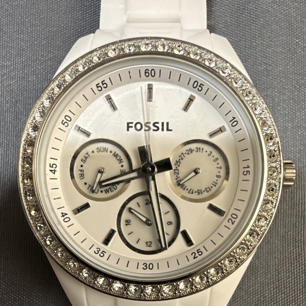 Fossil Women's ES-1967 Wristwatch Chronograph New Battery 5.75”Band 37mm (G17)